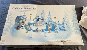 Trendmasters Christmas Magic Winter Wonderland Musical Skating Rink Complete Box - Picture 1 of 2