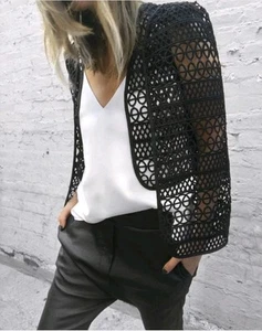 Decjuba Ruby Lace Cape Black Size 12 - Picture 1 of 10