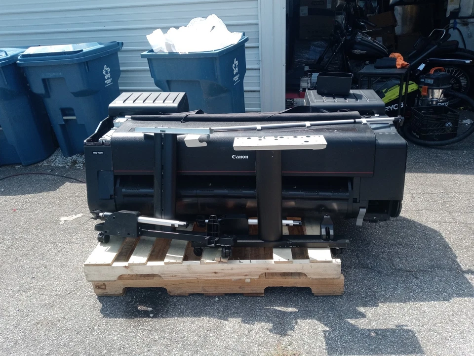 Canon imagePROGRAF PRO-4100 44" Inkjet Large Format Photo Printer- *SEE DETAILS* - Image 1 of 4