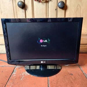 LG 19 inch TV Lg19lh2000 Small TV Gaming Monitor Childrens Bedroom - Picture 1 of 16