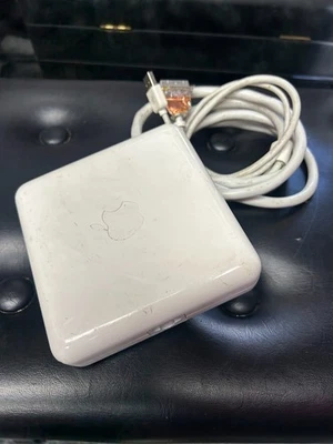 Apple DVI to ADC Adapter (A1006) - Image 1 of 4