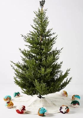 ANTHROPOLOGIE Christmas Jubilant Bungalow Tree Skirt POMPOM NWT - Image 1 of 4