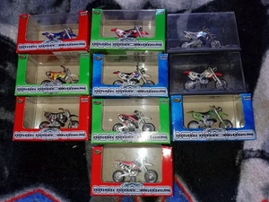 Toy Zone Mini Machines Dirt Bikes Druckguss 10 Stück Freeride X250/Enduro  - Bild 1 von 8