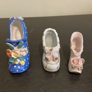 Miniature Ladies Floral Ruffle Mini Shoes Lot Of 3 Ceramic Porcelain Japan - Picture 1 of 18