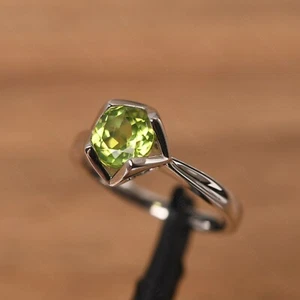 unico anello peridoto argento sterling rosa anello promessa taglio tondo Augu... - Foto 1 di 5