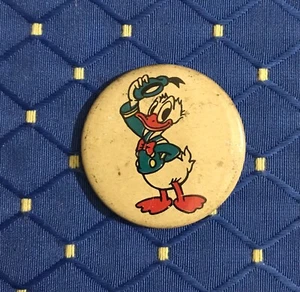 Original Vintage Badge Disney from USSR Pinback DONALD DUCK Russia Metal Rare. - Picture 1 of 3