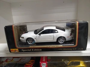 Maisto 35th Anniversary 1999 Ford Mustang GT Diecast 1/18. - Picture 1 of 6