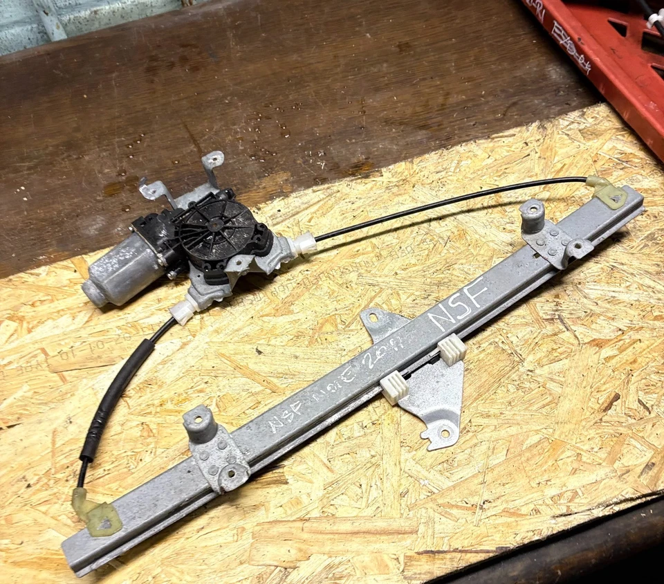 NISSAN Note 2011 Window Regulator Front Passenger Left Side — 第 1/4 张图片