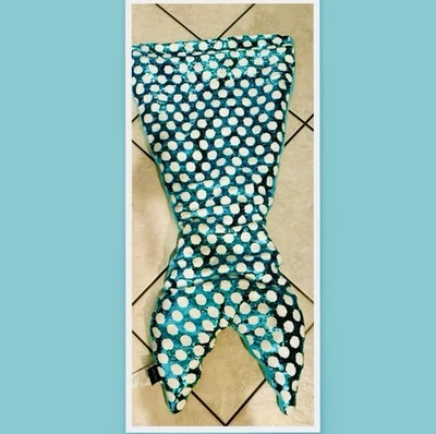 Cynthia Rowley Lentejuelas Abatible Cola de Sirena Manta Acurrucarse Saco de Dormir Foto 1 de 3