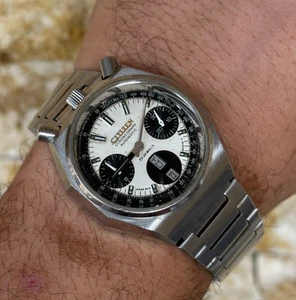 Cronografo vintage anni 70 Citizen Panda Bullhead ottagonale automatico 23 gioielli - Foto 1 di 24