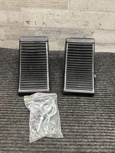MaxxHaul 50011 Cuñas de rueda de goma de alta resistencia con perno de ojo, paquete de 2, antideslizantes - Imagen 1 de 9