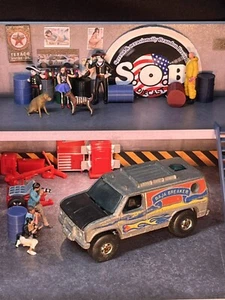 Hot Wheels Blackwalls 1977 Baja Breaker Ford 4x4 Gray Van 1:64 EX Condition - Picture 1 of 9
