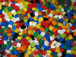 LEGO Ladrillos 2x2 Pin x 100 piezas - Colores Mixtos - Imagen 1 de 3