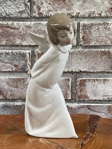 LLADRO neugieriger Engel hält Laterne Porzellanfigur im Ruhestand 9,5" glänzend Spanien - Bild 1 von 7