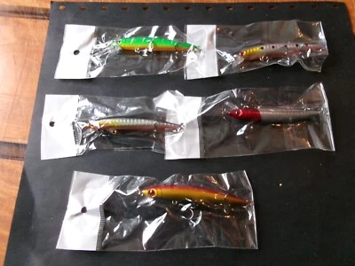 5 leurres de pêche a la truite neufs. avec bruiteur. - Photo 1/4