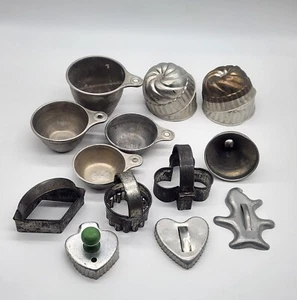 Vintage Lot of Aluminum Measuring Cups, Cookie Cutters, Molds & Funnel - Picture 1 of 8