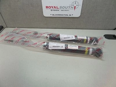 Juego de amortiguadores traseros Scion xB 2008-2015 originales OEM OE Foto 1 de 2