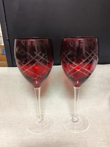 2 Tartan Red Etched Water/ Wine Goblets by Pier 1 - Picture 1 of 1