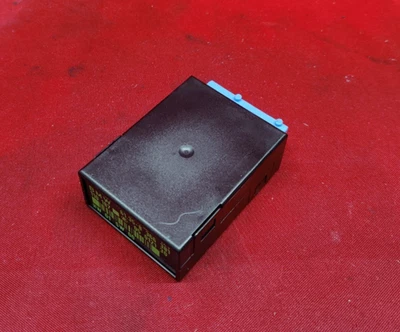 BMW Z3 323 325 328 M3 1994-2002 MÓDULO DE CONTROL LIMPIAPARABRISAS 61358366381 Foto 1 de 4