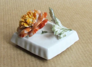 MEISSEN PORCELAIN NAME PLACE / MENU HOLDER?? (12130) - Picture 1 of 5