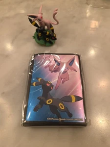Espeon And Umbreon Deck Sleeves Prismatic And Figure - Picture 1 of 1