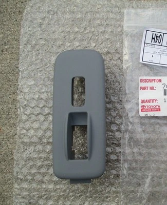 98 - 03 TOYOTA SIENNA PASSAGEIRO LATERAL INTERRUPTOR DE JANELA DE ENERGIA MOLDURA ACABAMENTO CINZA FABRICANTE DE EQUIPAMENTO ORIGINAL NOVO - Imagem 1 de 2