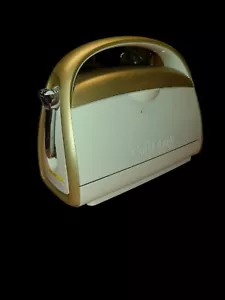 Anna Griffin Gold Cuttlebug Cricut Die Cutting Embossing Machine.Very Clean. - Picture 1 of 6