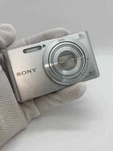 Sony DSC-W830 Digital Camera Cyber-Shot 20.1MP 8x zoom English Silver - 90% New - Picture 1 of 5