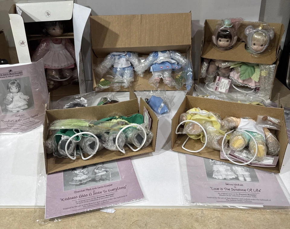 Mago de Oz Precious Moments 9 Muñecas 5" Porcelana Nuevo en Caja 2003-2004 Foto 1 de 4