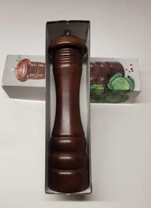 Olde Thompson Imperial Pepper Mill in Box ~ Unused ~ 10-5500-0-0 ~ Perfect Gift - Picture 1 of 12