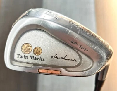 2Star HONMA TwinMarks AP501  SW 56.0° Wedge R-Flex Twinkick Doric Titanium Shaft - Image 1 of 4