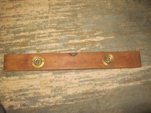 Vintage Akron Standard 26 Inch Wooden / Brass Level, The Baker McMillen Co., USA - Picture 1 of 10