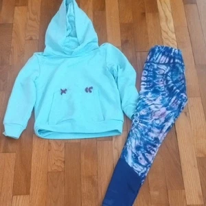 girl light aqua Blue Hoodie and Tie-Dye Leggings Set 6/7 - Picture 1 of 3
