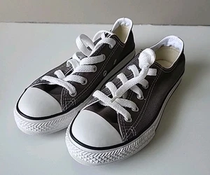 Converse Chuck Taylor All Star Classic ,low ,Grau , GR. 33;  NEU mit Karton - Bild 1 von 8