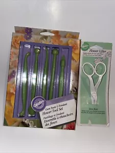 Wilton NEW Gum Paste Fondant Flower Tool Set Cake Decorating + Bonus Lifter - Picture 1 of 6
