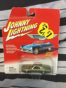 JOHNNY LIGHTNING THUNDERBIRD FORD VERDE 1968 T-BIRD - Foto 1 di 3