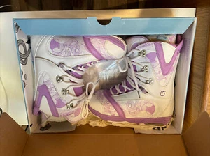 Burton Lodi Snowboard Boots! US 7, UK 5, Euro 38, Mondo 24 Lt Grey & Purple - Picture 1 of 12