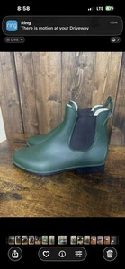 Khombo  Woman’s Boots Green Size 8 Khombo Waterproof Booties - Picture 1 of 6