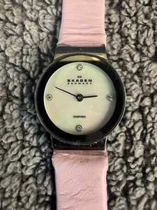 Skagen Denmark ladies watch 358xsslpd MOP dial pink leather band new battery - Picture 1 of 6