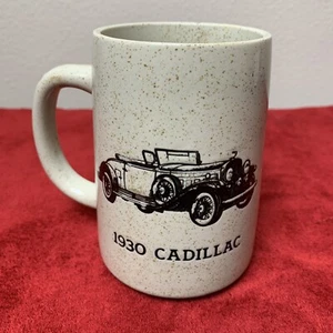 Vintage 1930 Cadillac Embossed Speckled Stoneware Coffee Mug - Foto 1 di 3
