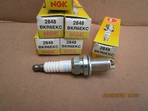 NGK SPARK PLUG BKR6EKC 2848 FITS DAIHATSU FIAT LOTUS - Picture 1 of 1