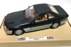 gebraucht! Revell 8802 Mercedes-Benz 500SL grün metallic Maßstab 1:18 - Picture 1 of 3