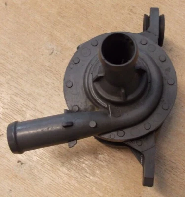 Toyota Yaris Hybrid 2019 original 1,5 inversor bomba de agua G9040-52020 Foto 1 de 4