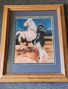 The Lone Ranger - Clayton Moore. 8 X 10  AUTOGRAPH PHOTO. COA - Picture 1 of 3