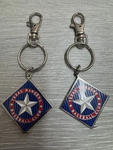 (LOTE DE 2) Llavero de Metal Texas Rangers MLB Baseball Club - NUEVO - Imagen 1 de 2