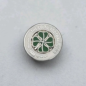 GLASGOW CELTIC SMALL ROUND VINTAGE PIN BADGE - Picture 1 of 2