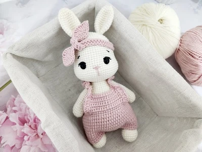 Hase, Häkeltiere, Amigurumi, gehäkelter Hase, Handarbeit, Geschenk, handmade  - Bild 1 von 3
