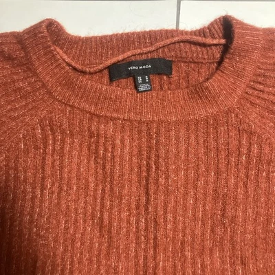 Vero Moda Red Orange Sweater Women's Medium Knit Ribbed Crew Neck - Image 1 of 4
