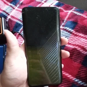 One Plus 7 Pro - Picture 1 of 3