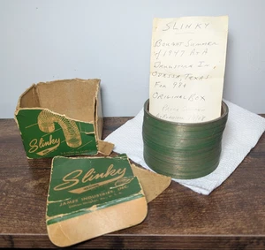 Vtg 1947 Original Slinky James Industries Walking Metal Toy Green w Original Box - Picture 1 of 6